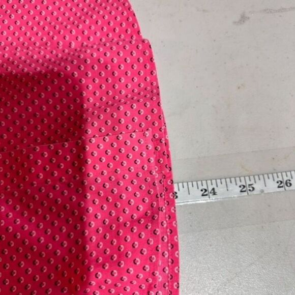 Talbots Wrinkle Resistant Top Blouse Button Down Pink Geometric Size 4 pet small - Picture 11 of 11